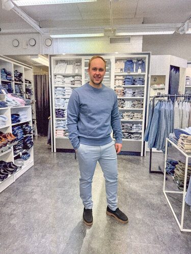 Vaaleansininen college BOSS H-Sharpe 15