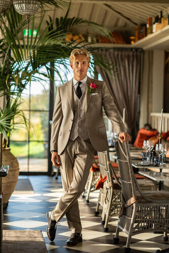 Cavaliere puvunhousu 