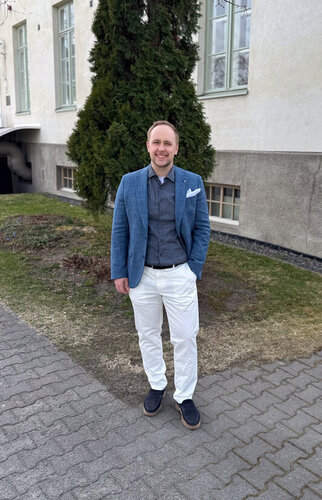 Cavaliere sininen irtotakki