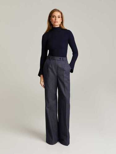 Andiata Delinas pooloneule