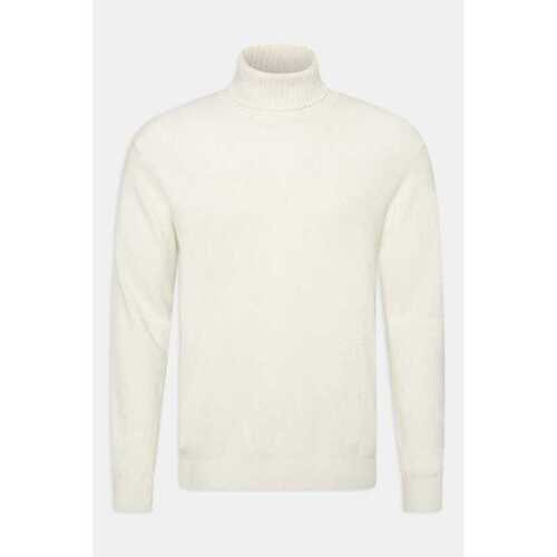Oscar Jacobson pooloneule Salim rollneck