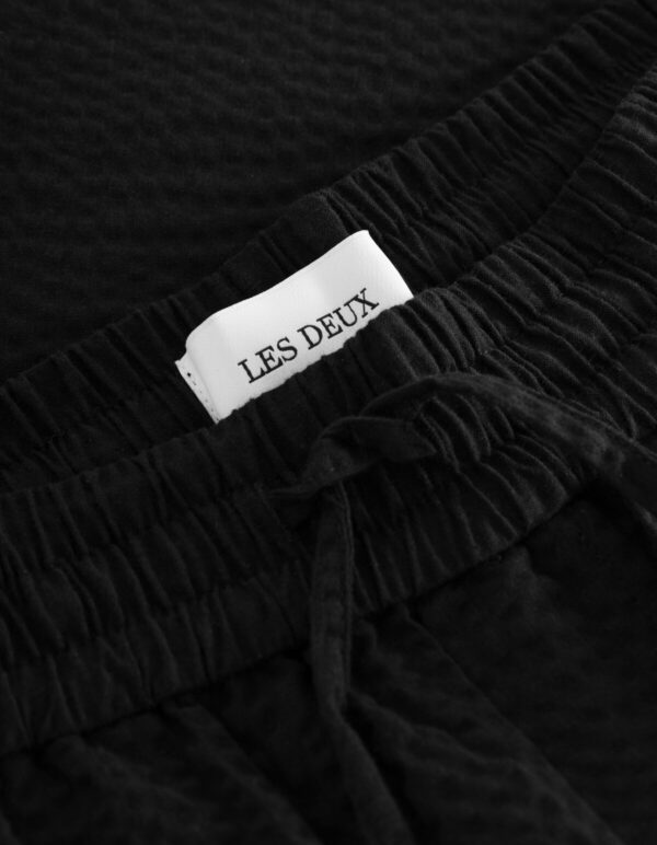 LES DEUX Patric Seerssucker Shorts - Image 3