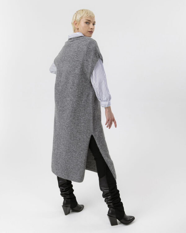 Holebrook Matilda long vest - Image 2