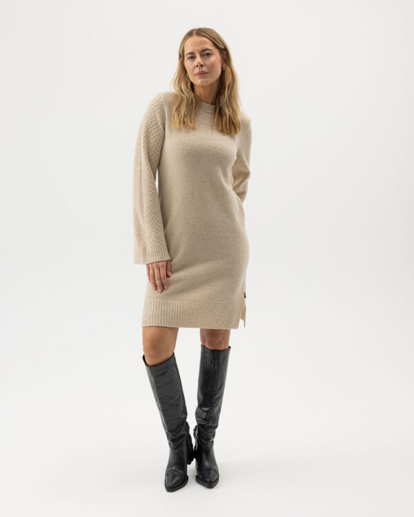 Holebrook Svea Dress neulemekko beige - Image 3