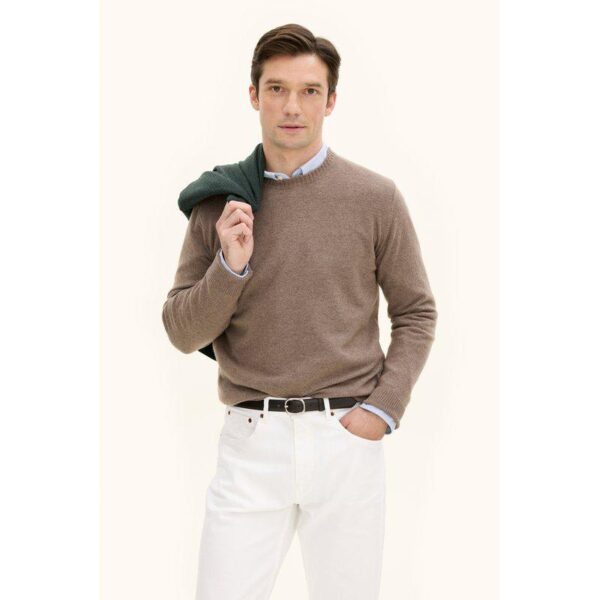 Oscar Jacobson 'Valter Roundneck' Beige