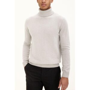 Oscar Jacobson ’Salim rollneck’ natural white